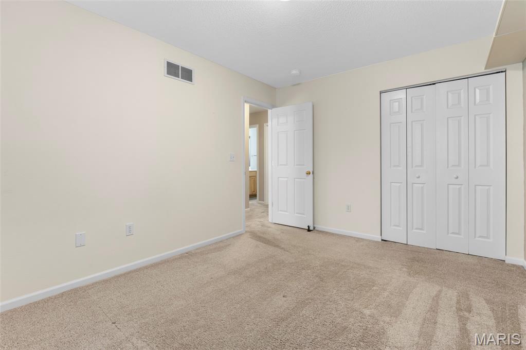 14 Grandbrook Boulevard Property Photo 37