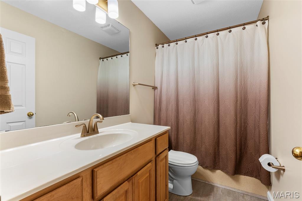 14 Grandbrook Boulevard Property Photo 38