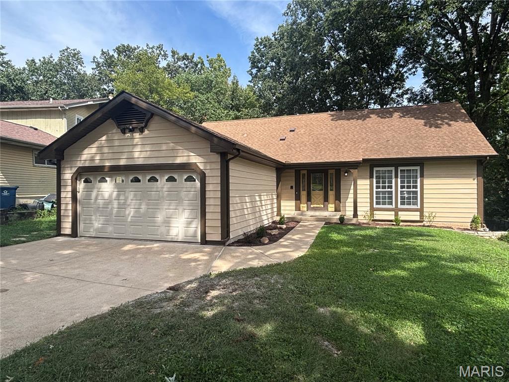 754 Carman Woods Drive Property Photo 2