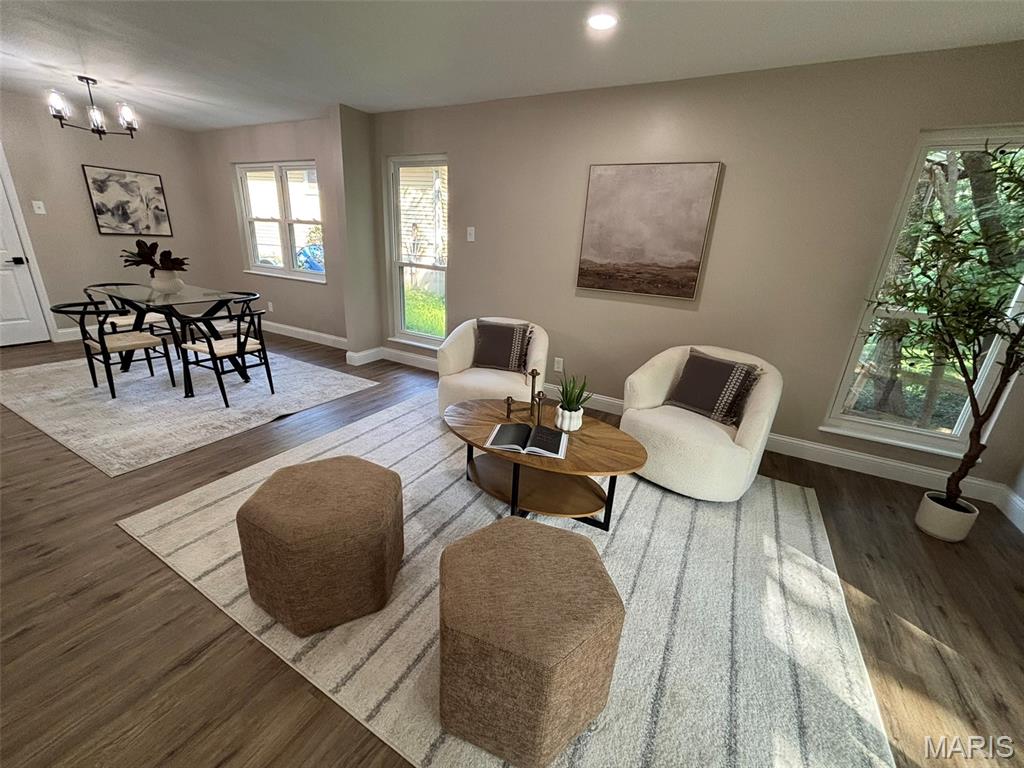 754 Carman Woods Drive Property Photo 15