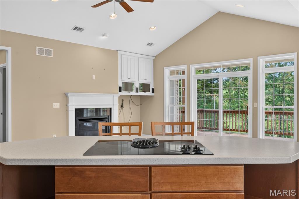 1635 Yale Avenue Property Photo 32