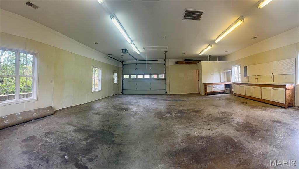 1635 Yale Avenue Property Photo 94