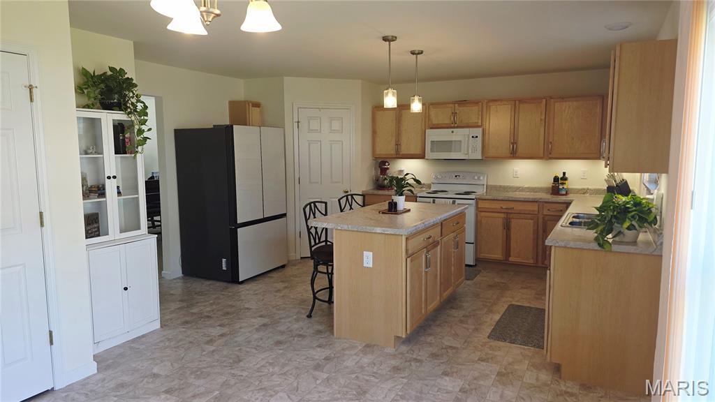 1756 Martingale Lane Property Photo 9
