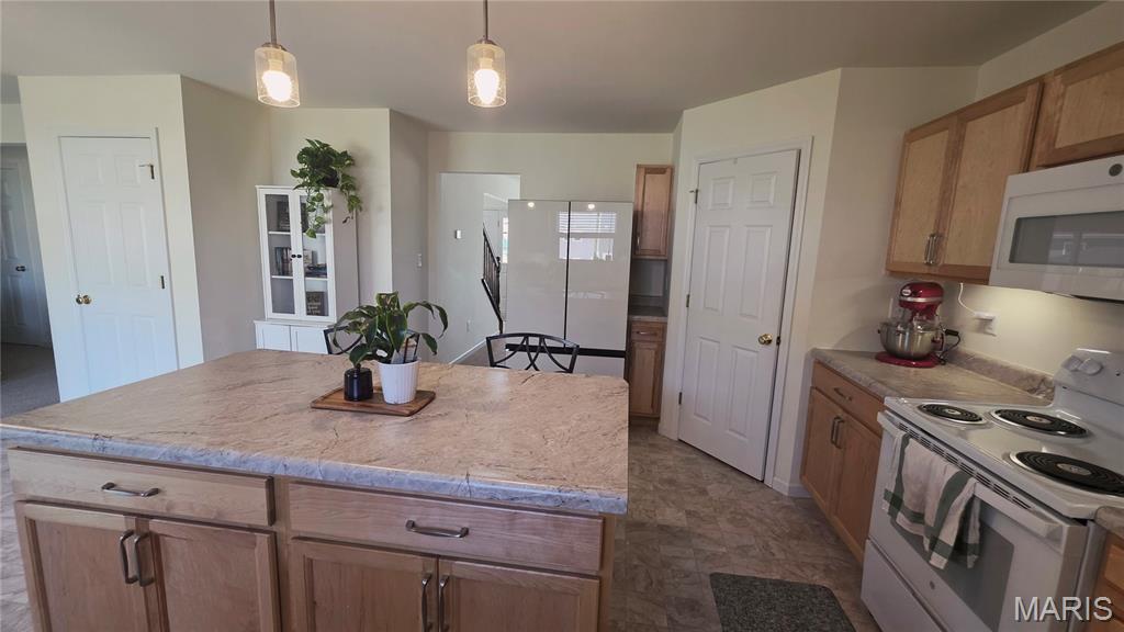 1756 Martingale Lane Property Photo 13