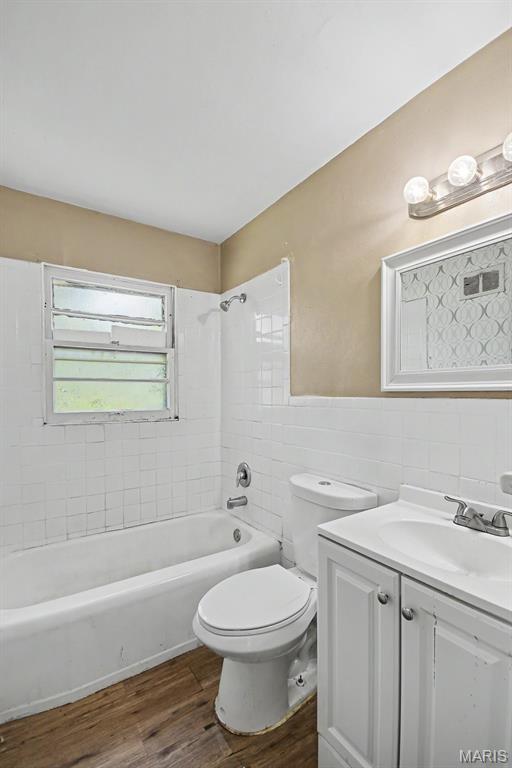 6829 Berkridge Court Property Photo 18
