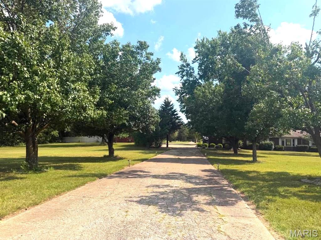 17202 Highway 64 Property Photo 6