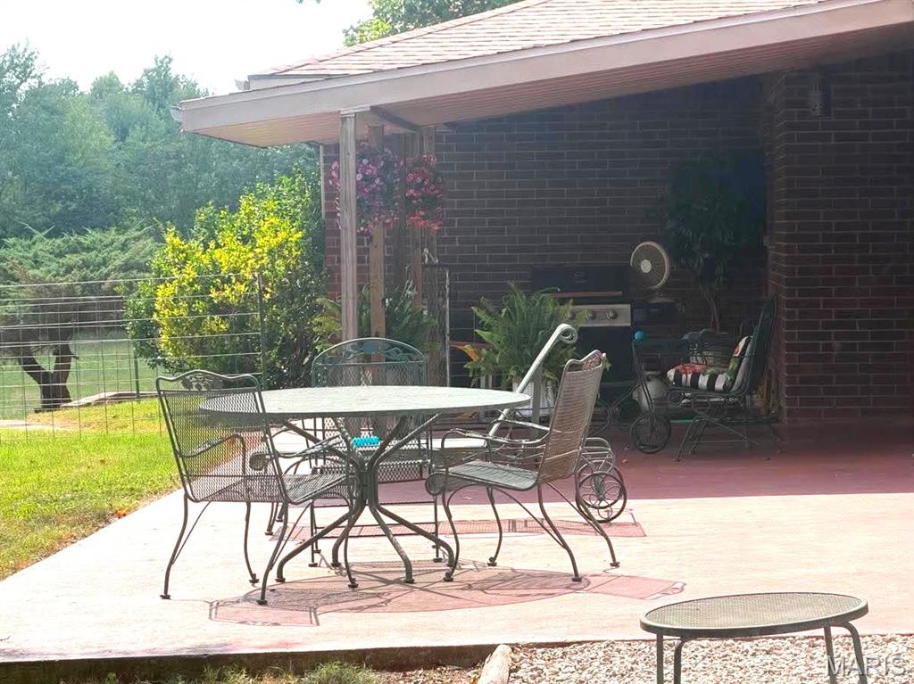 17202 Highway 64 Property Photo 9