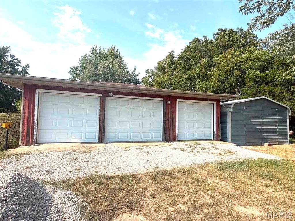 17202 Highway 64 Property Photo 16