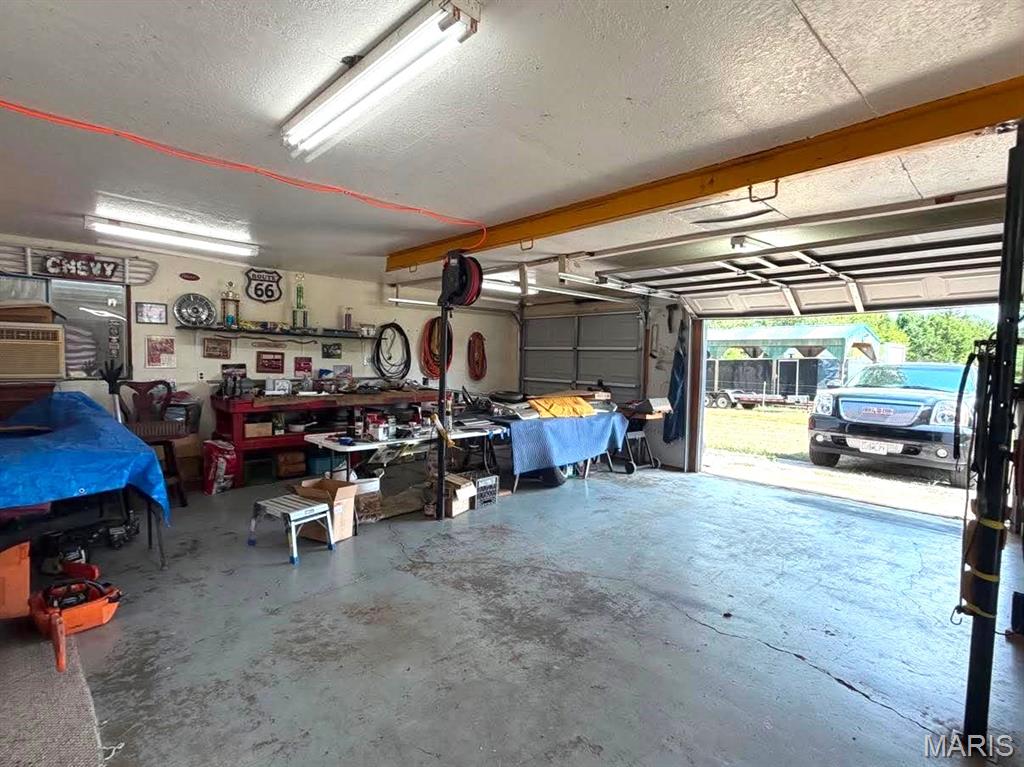 17202 Highway 64 Property Photo 17