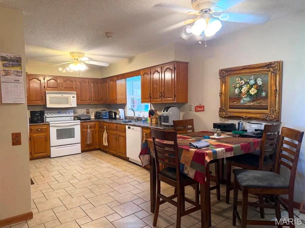 17202 Highway 64 Property Photo 27