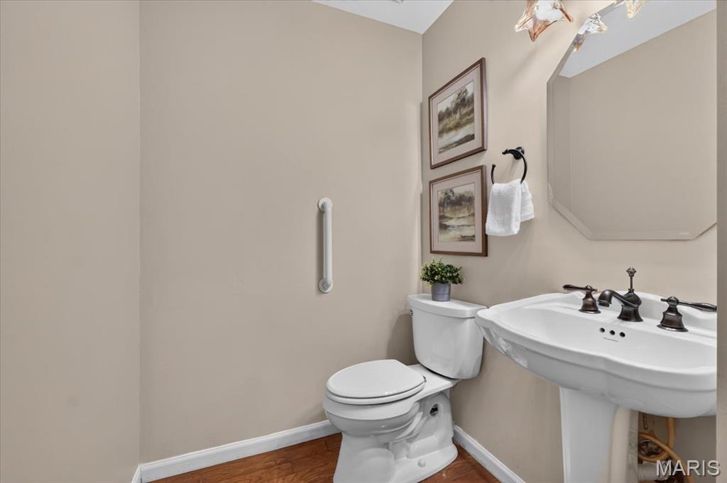 1032 Oak Glen Circle Property Photo 11