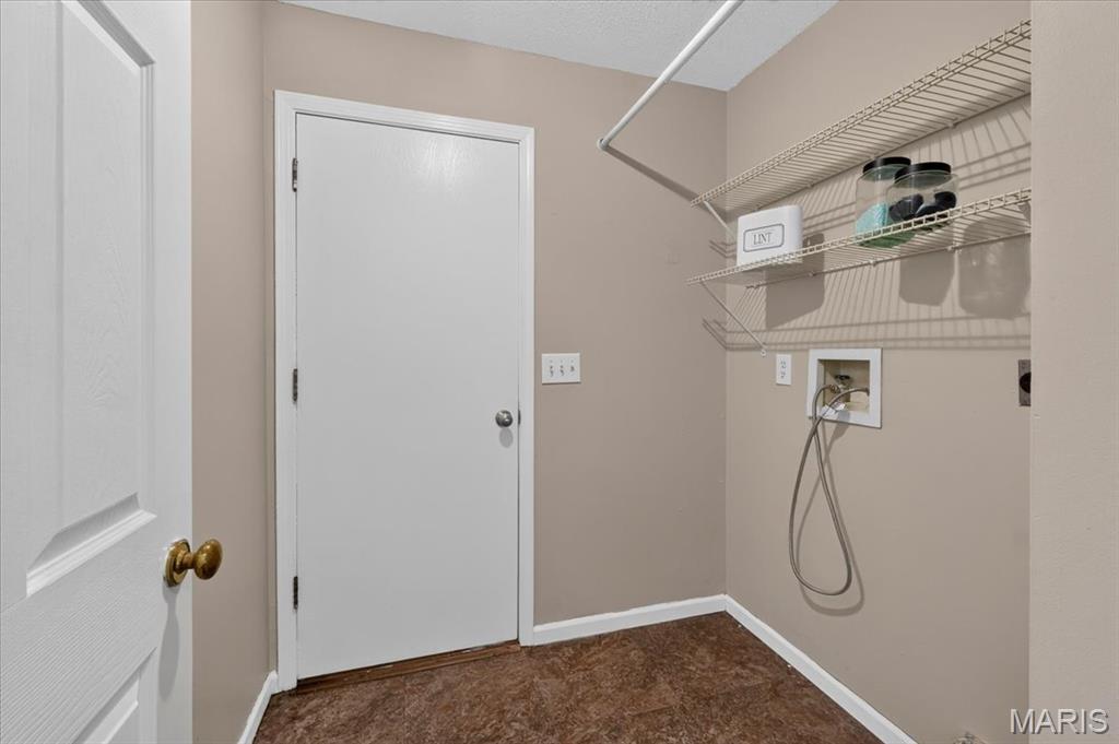 1032 Oak Glen Circle Property Photo 12