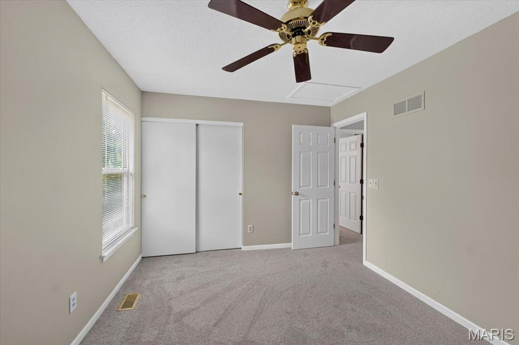 1032 Oak Glen Circle Property Photo 24