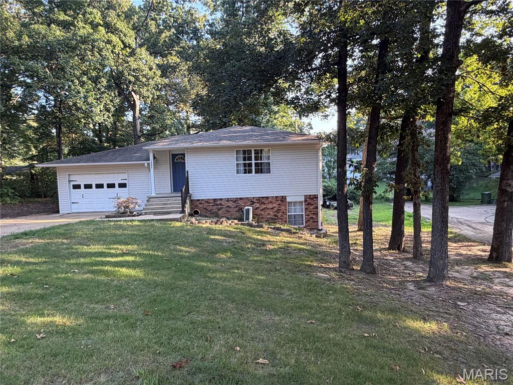 1609 Sylvan Drive Property Photo 1