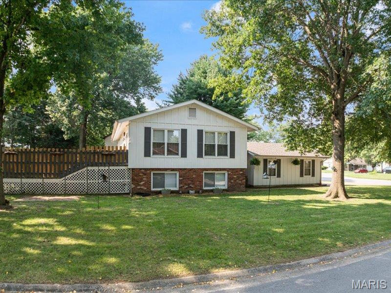 738 Fort Henry Road Property Photo 1
