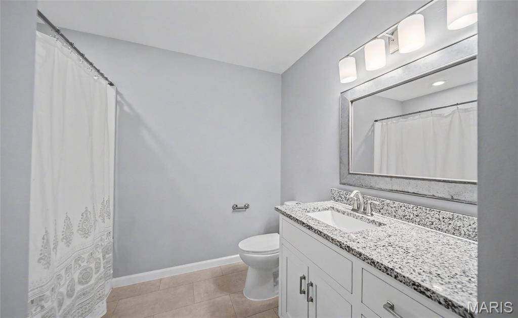 821 Cambridge Drive Property Photo 18