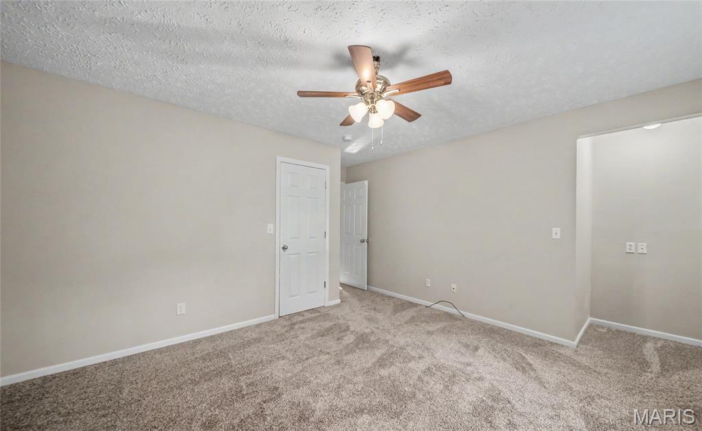 821 Cambridge Drive Property Photo 21