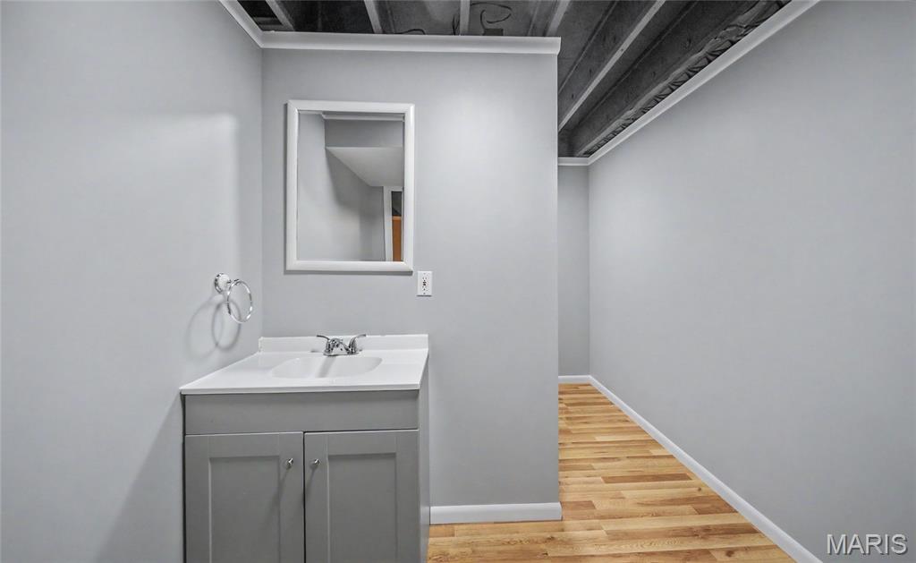 821 Cambridge Drive Property Photo 30