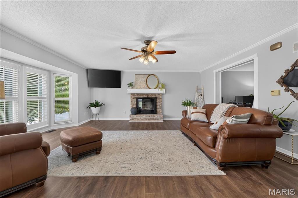 312 Quiet Country Drive Property Photo 9