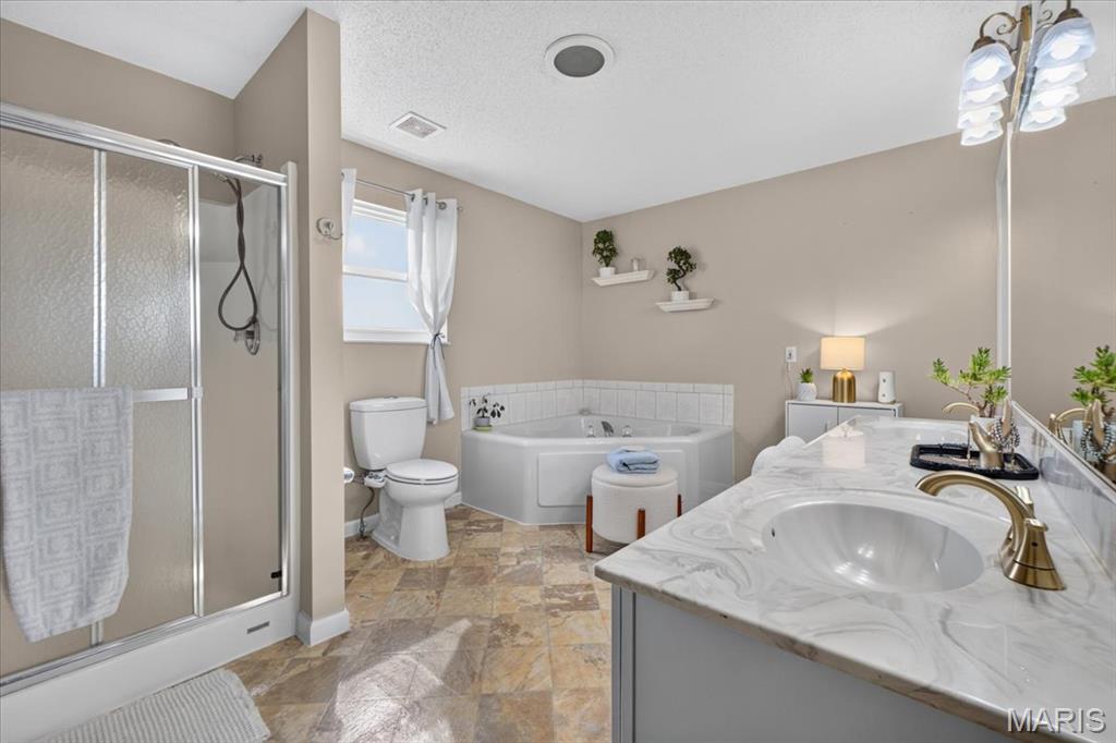 312 Quiet Country Drive Property Photo 27