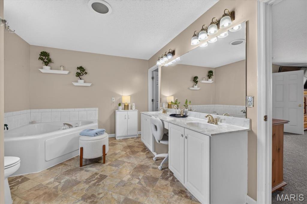 312 Quiet Country Drive Property Photo 28