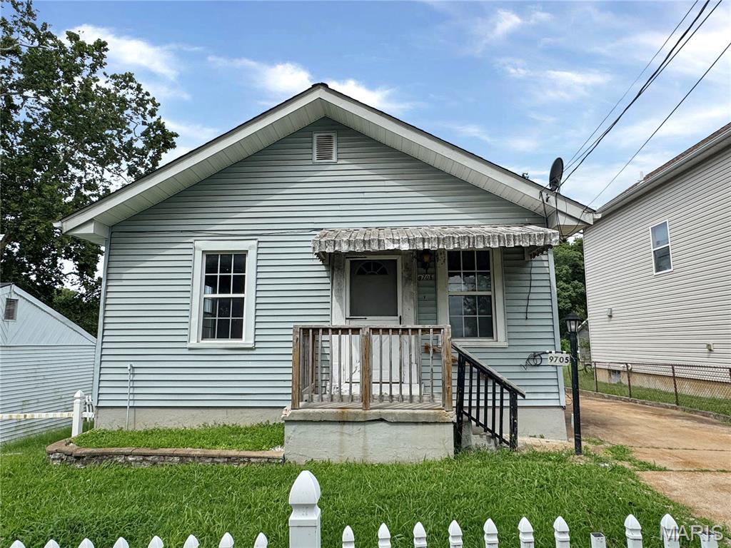 9705 Perrin Avenue Property Photo 1