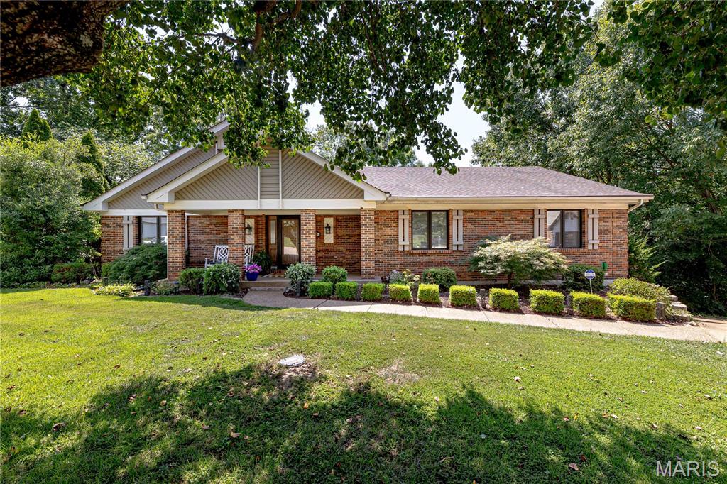 3008 Oakvilla Manor Court Property Photo 1