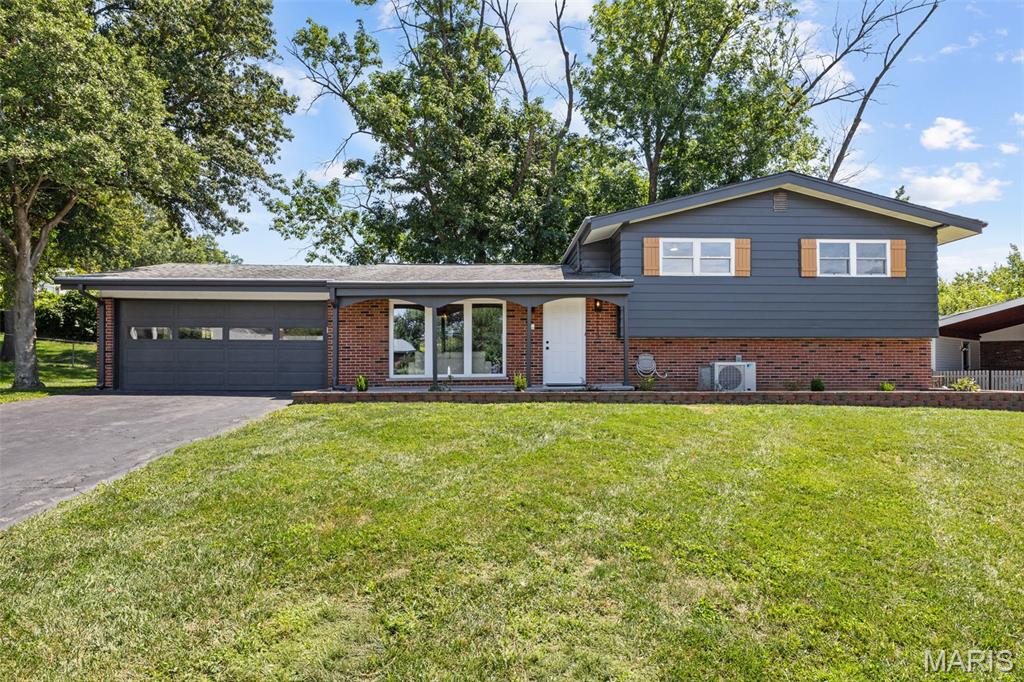 1112 Trieste Drive Property Photo 1
