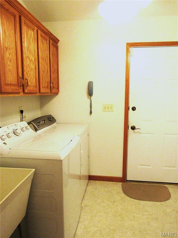 3208 Leverett Court Property Photo 15