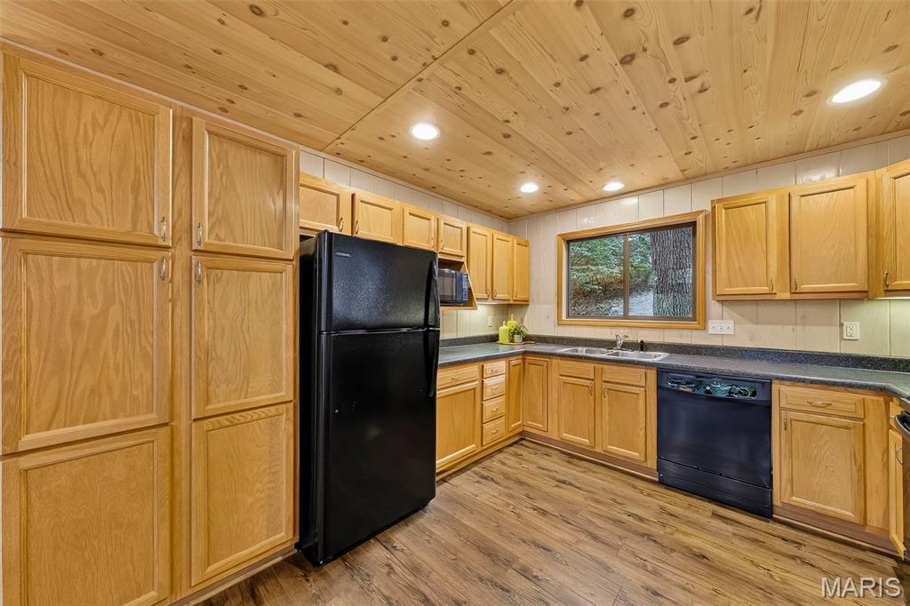 2408 N Kitzbuhl Drive Property Photo 14