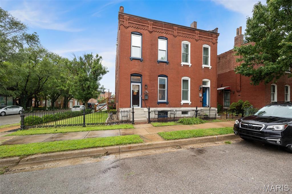 2869 Missouri Avenue