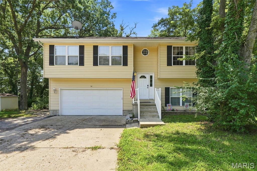 52 Lois Lane Property Photo 1