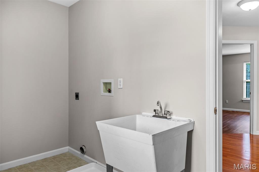 4185 Stonecroft Drive Property Photo 32