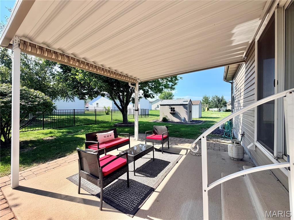 262 Newport Drive Property Photo 2