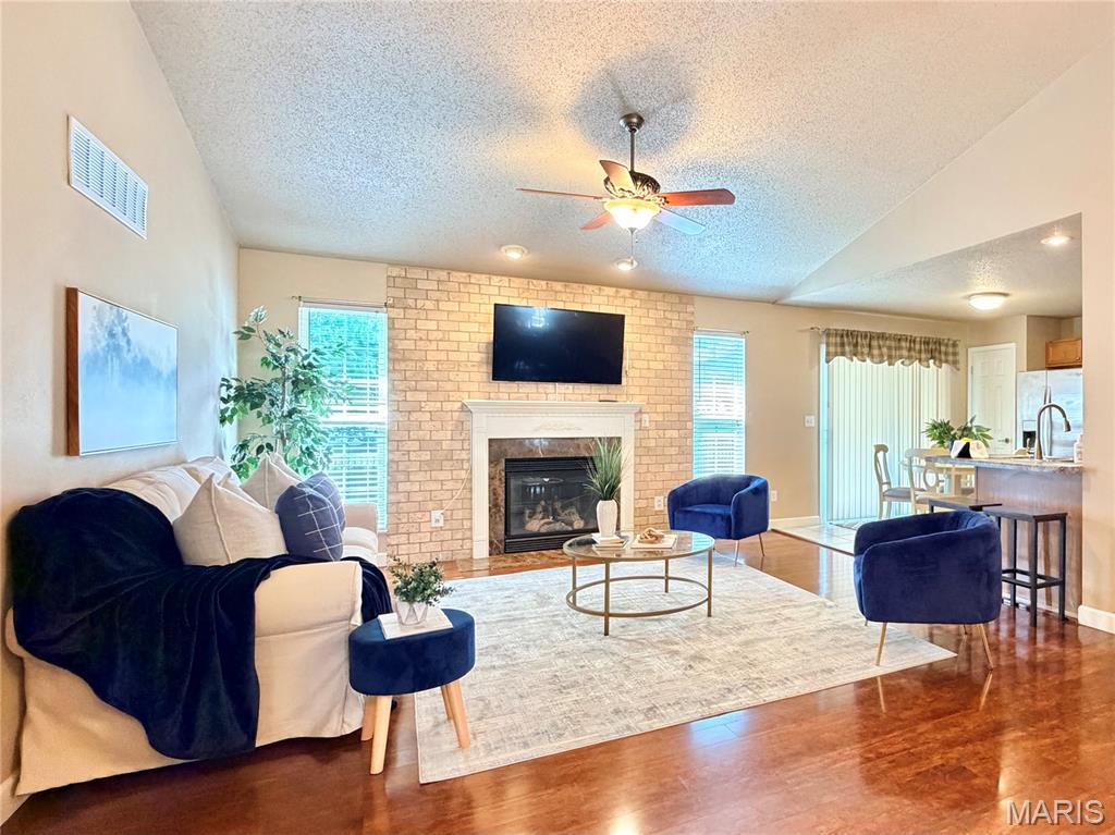 262 Newport Drive Property Photo 12