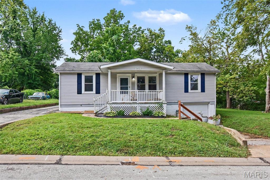 154 Becker Drive Property Photo 1