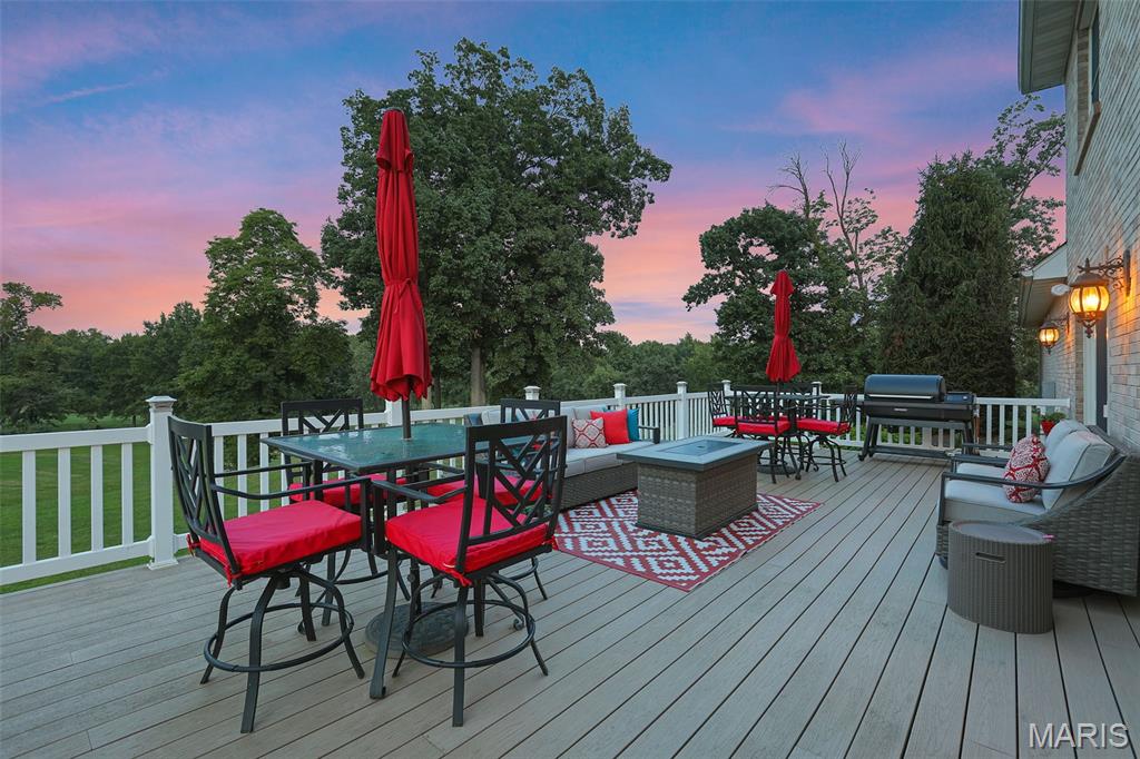 105 Fox Hill Court Property Photo 8