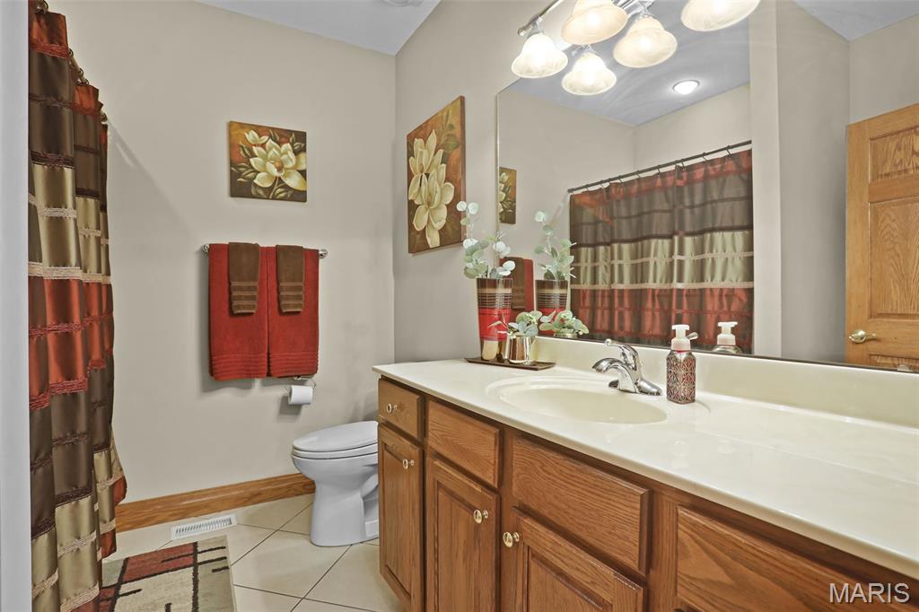 105 Fox Hill Court Property Photo 35