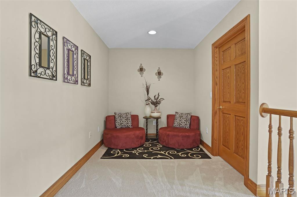 105 Fox Hill Court Property Photo 37