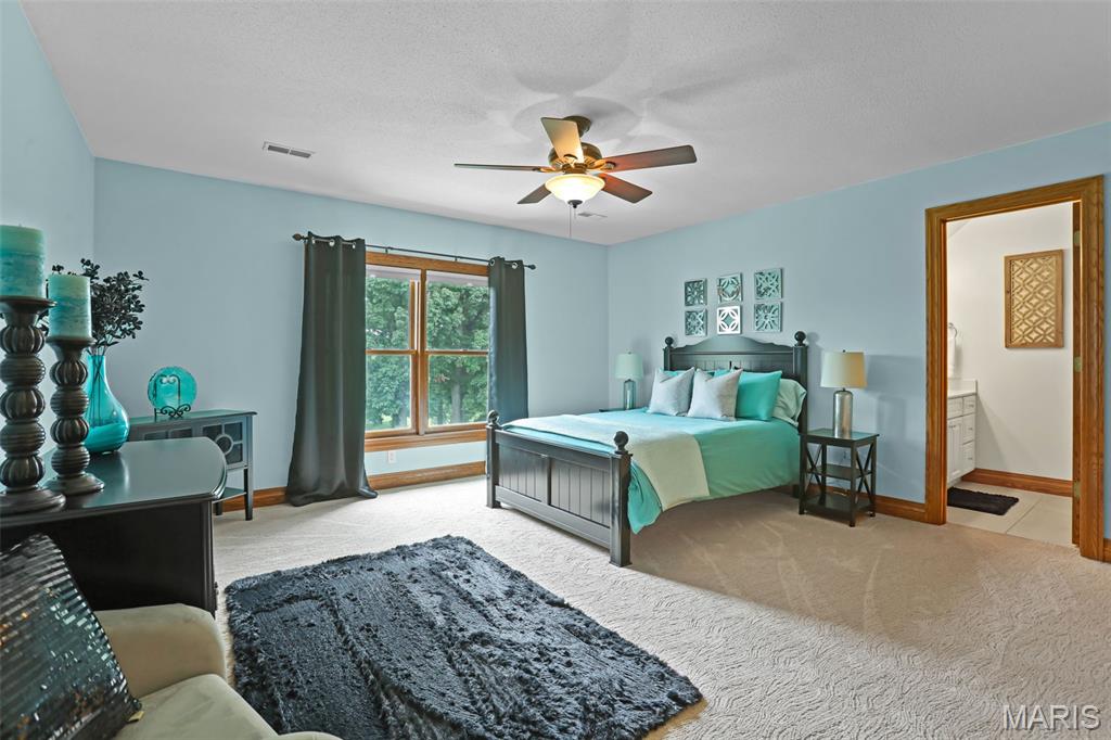 105 Fox Hill Court Property Photo 42