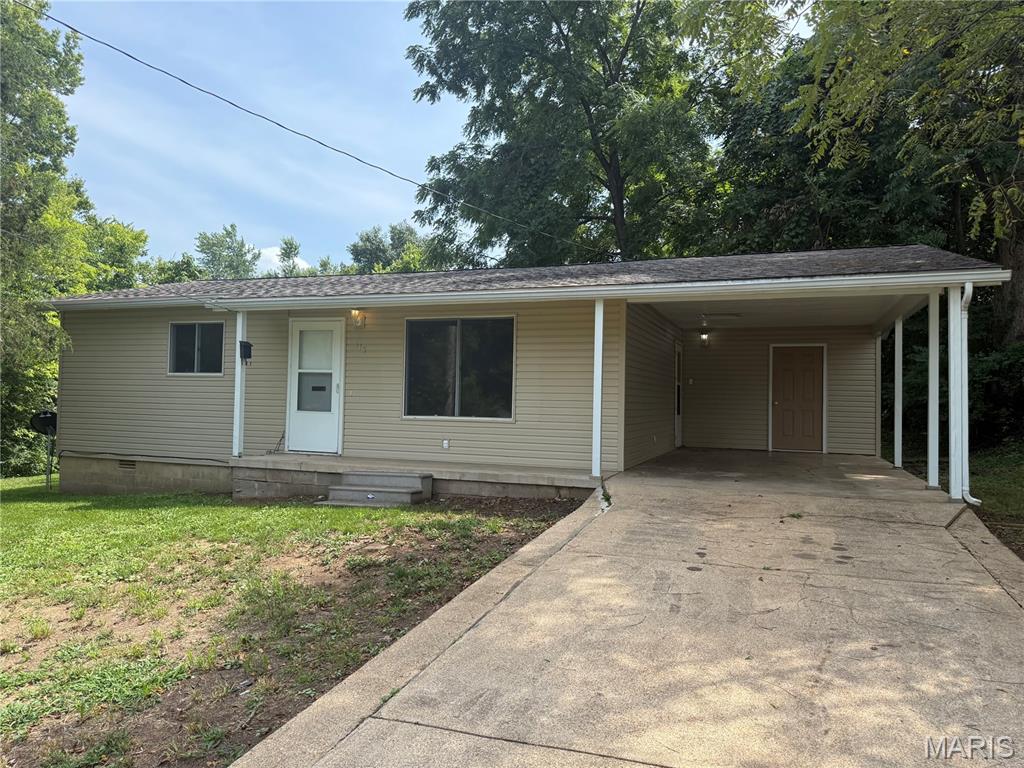 115 E Marvin Property Photo 1