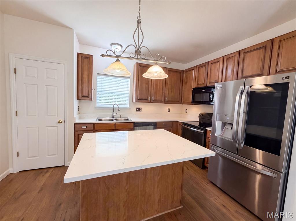 2556 Viola Gill Lane Property Photo 2