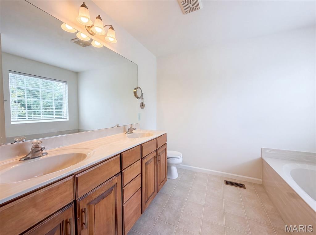 2556 Viola Gill Lane Property Photo 16