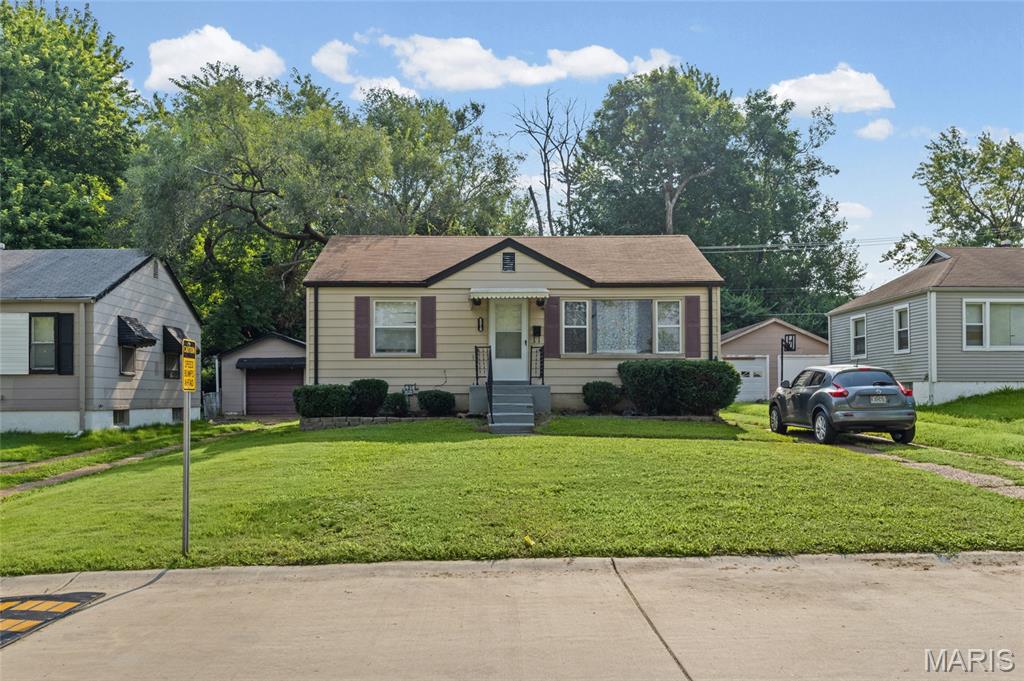 6010 Eaton Drive Property Photo 1