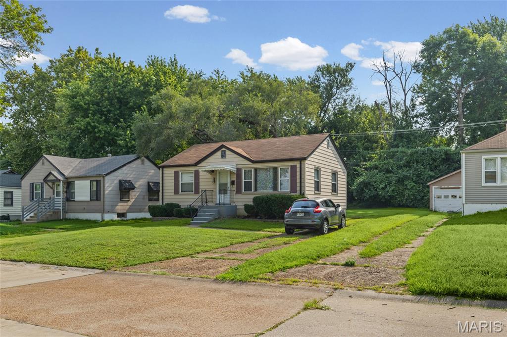 6010 Eaton Drive Property Photo 6