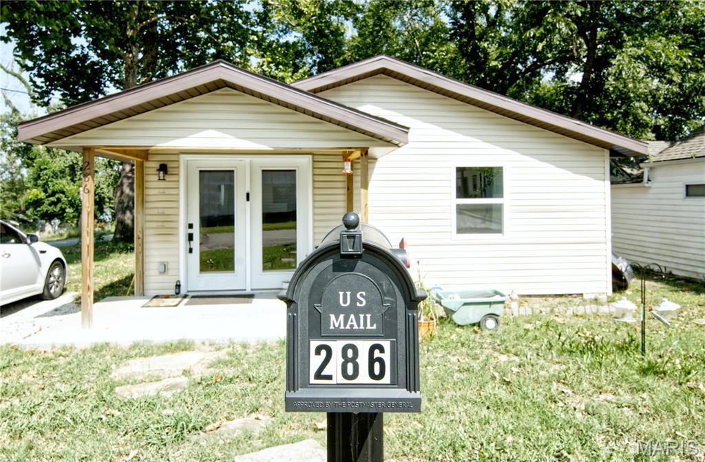 286 Wildflower Avenue