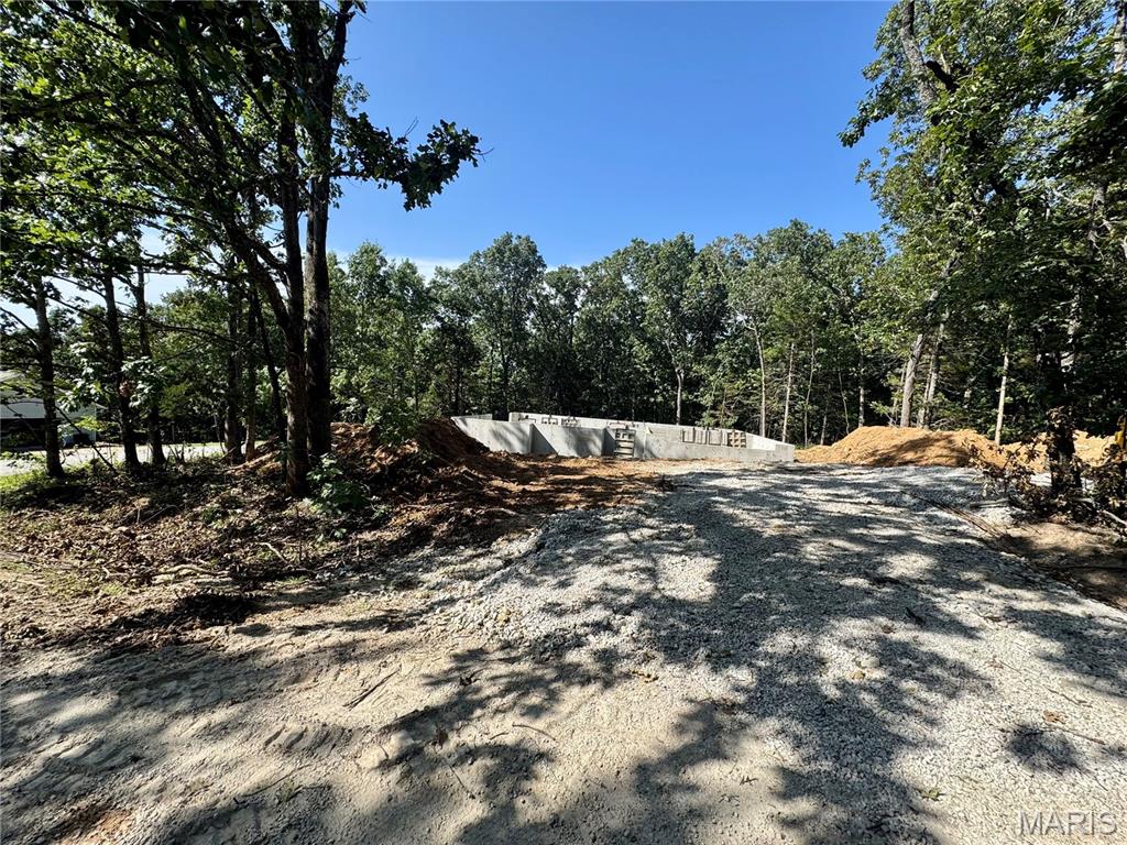634 Bunker Hill Drive Property Photo 4