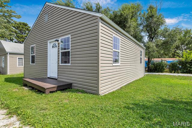 302 Hilltop Drive Property Photo 1