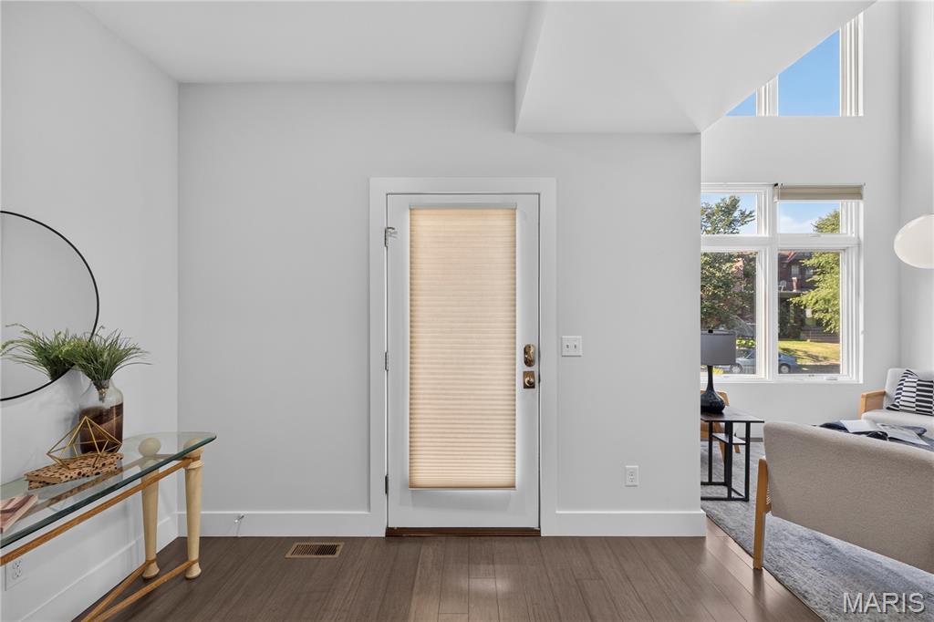 4229 Mcree Avenue Property Photo 3