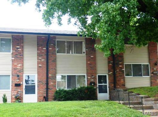 9072 Villaridge Court Property Photo 1